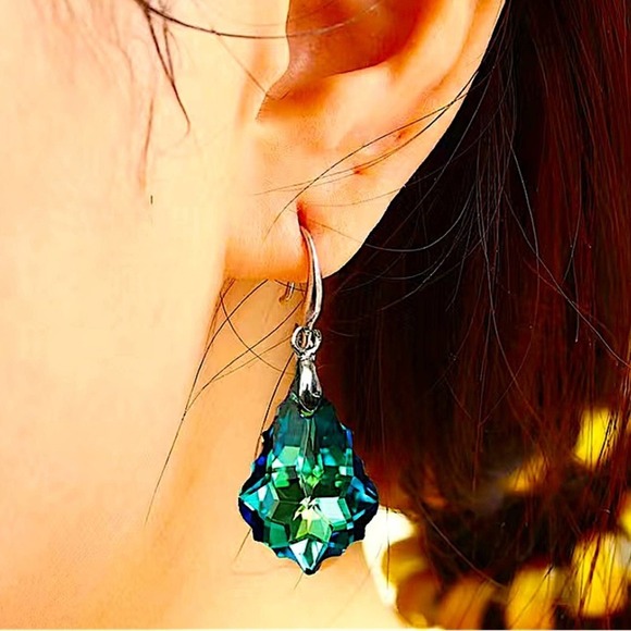 Austrian Crystal Silver Drop Dangle Colorful Baroque Leaf Earrings - Picture 3 of 4